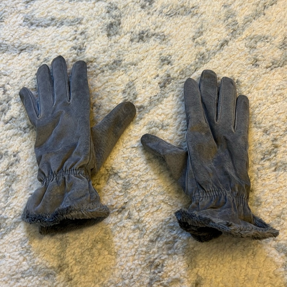 Grey Gloves
